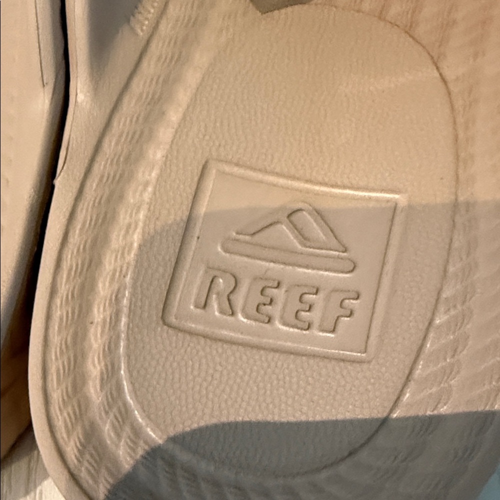 Reef Women’s Water Court Flip Flops in Oasis - Picture 6 of 6